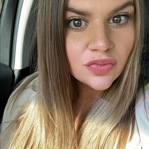 Meet your Posher, Allison